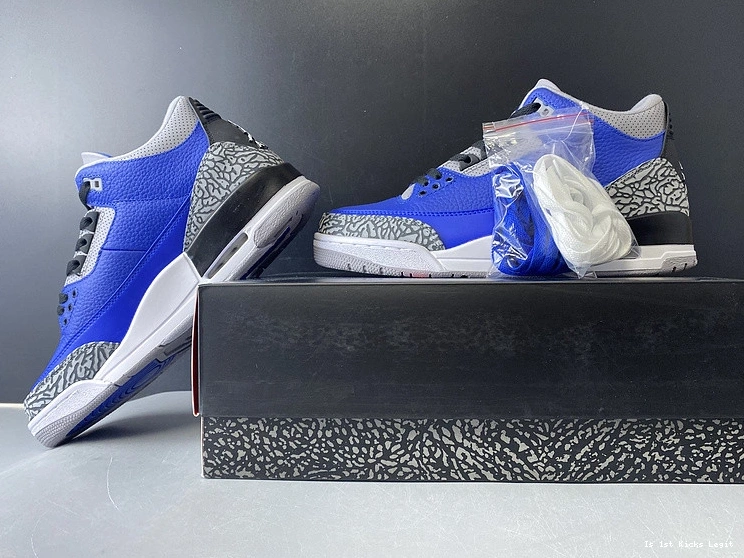Royal” 3 CT8532-400 Jordan  “Varsity Air 0930